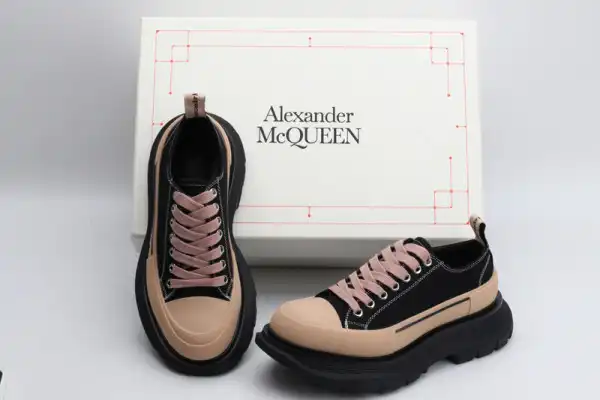 Affordable ALEXANDER MCQUEEN Tread Slick Lace Up 0129