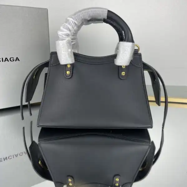 Affordable BALENCIAGA NEO CLASSIC MINI TOP HANDLE BAG 0125