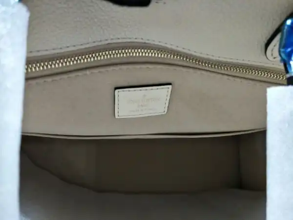 Affordable LOUIS VUITTON ONTHEGO GM 0131