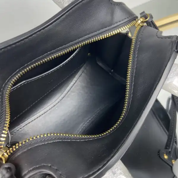 Affordable BALENCIAGA NEO CLASSIC MINI TOP HANDLE BAG 0125