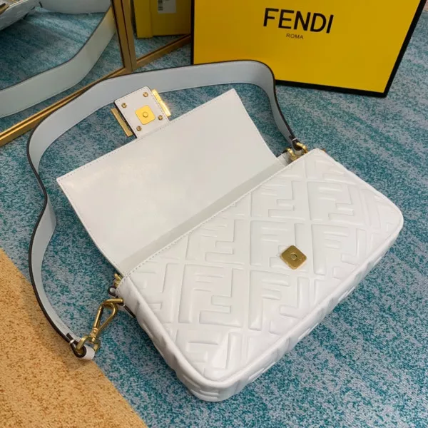 Rep FENDI BAGUETTE -27-15-6cm 0112