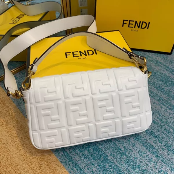 Rep FENDI BAGUETTE -27-15-6cm 0112