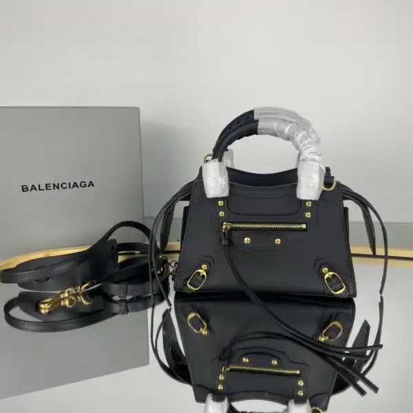 Affordable BALENCIAGA NEO CLASSIC MINI TOP HANDLE BAG 0125