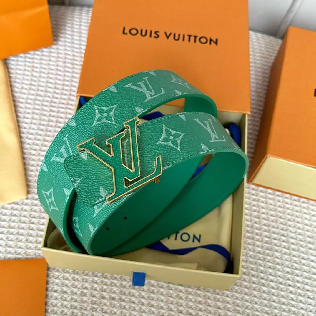 LOUIS VUITTON BELT 0112