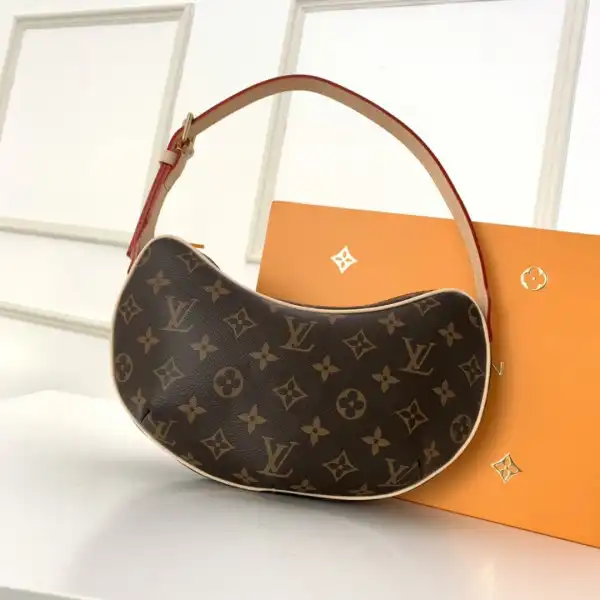 Cheap LOUIS VUITTON POCHETTE CROISSANT 0131