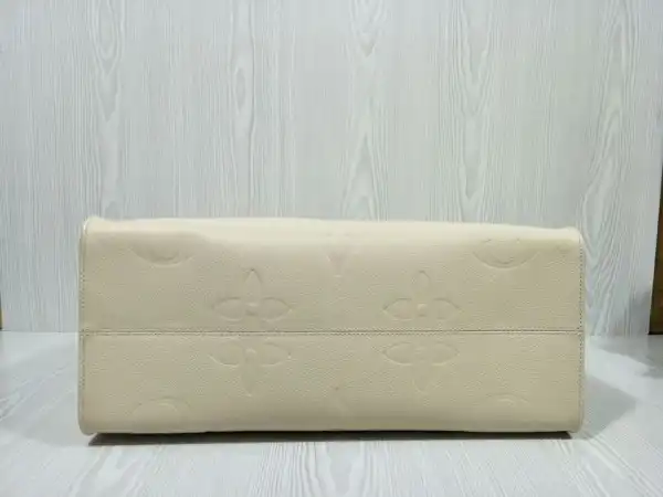 Affordable LOUIS VUITTON ONTHEGO GM 0131