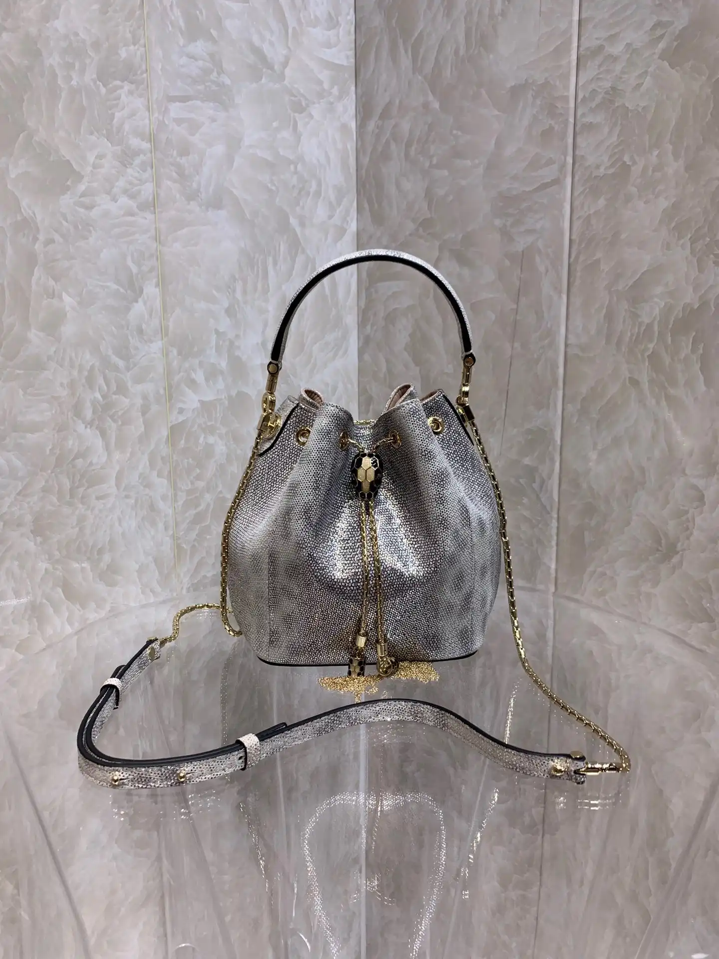 Affordable BVLGARI SERPENTI FOREVER BUCKET BAG 0205